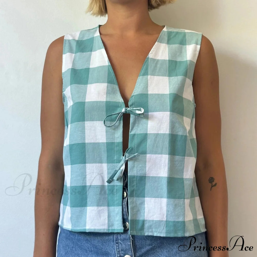 Fasten Front V-Neck Crop Top green / S croptop-250223