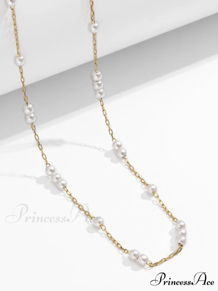 Faux Pearl Graceful Choker Necklace