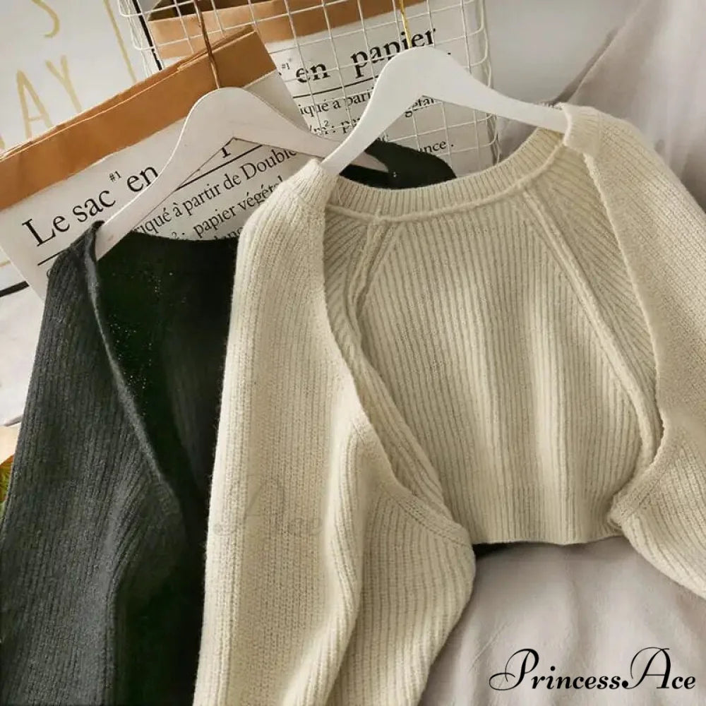 Female Solid Casual Chic Short Knitted Cardigans