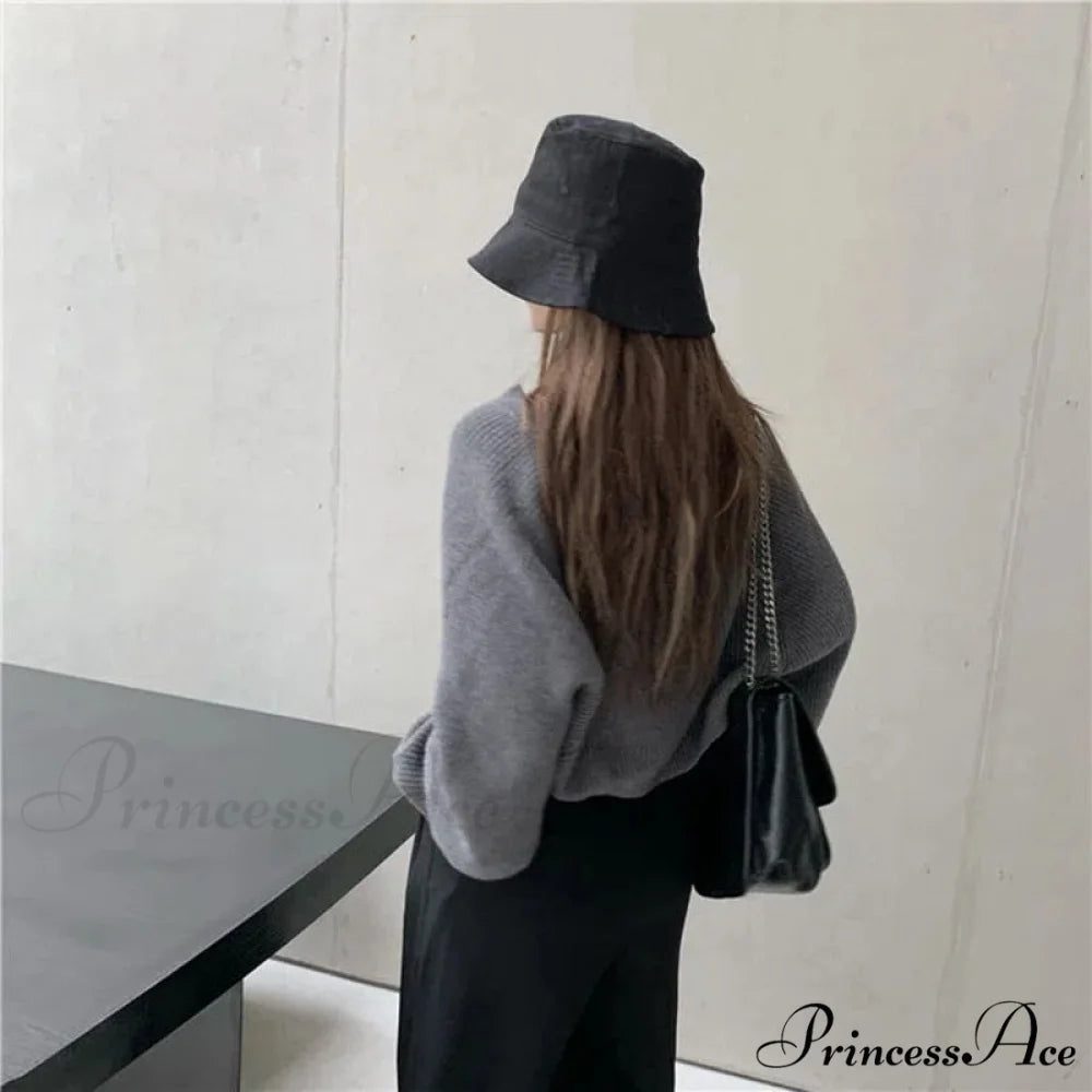 Female Solid Casual Chic Short Knitted Cardigans