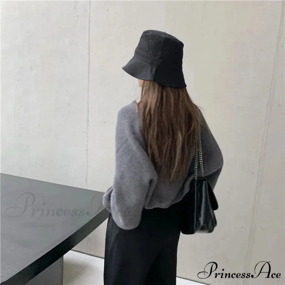 Female Solid Casual Chic Short Knitted Cardigans