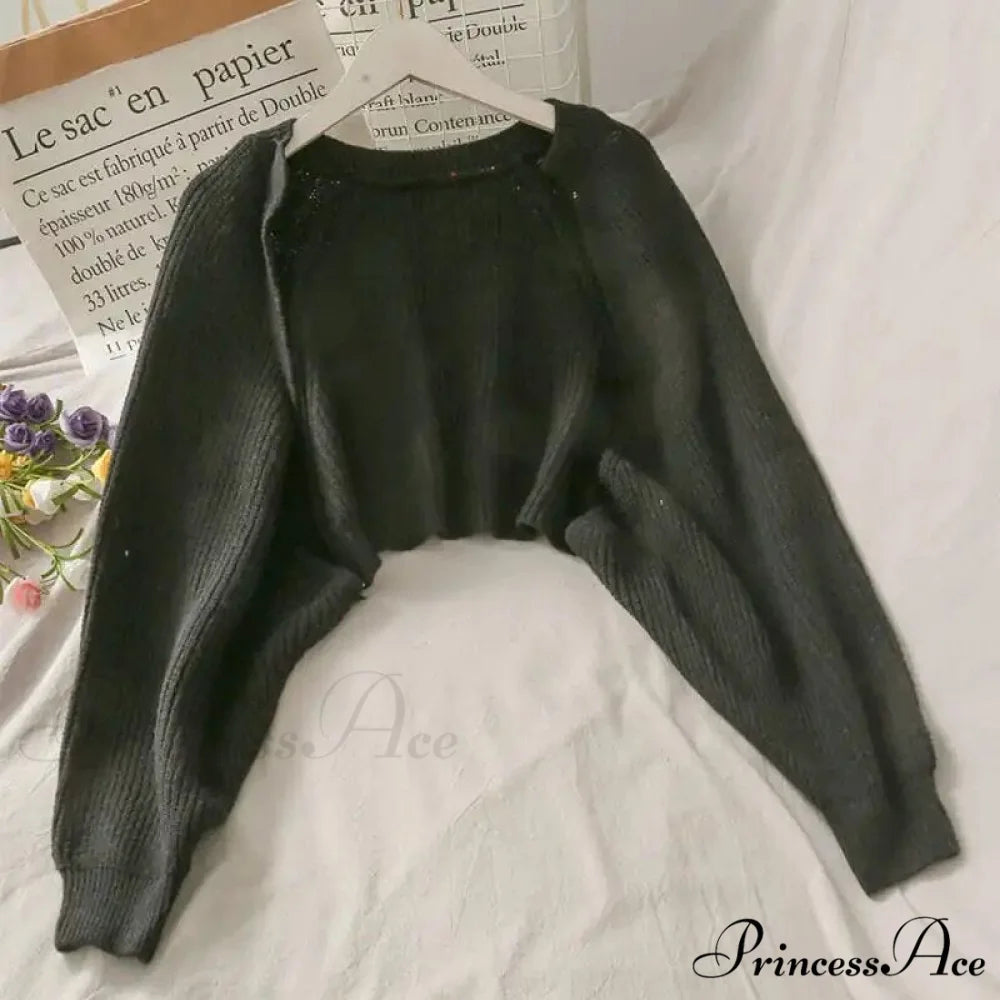 Female Solid Casual Chic Short Knitted Cardigans Black / One Size