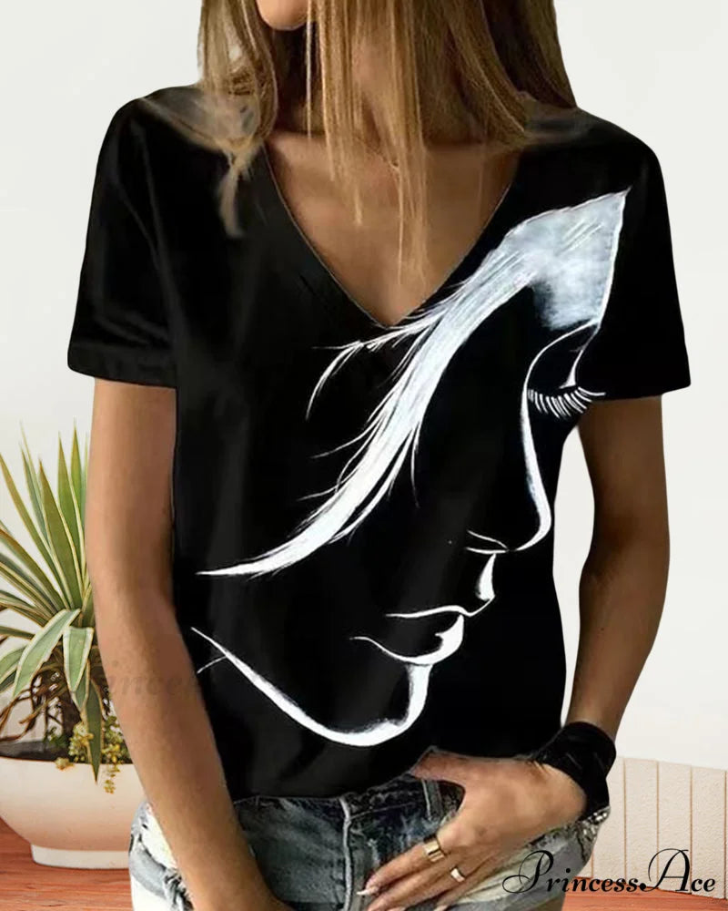 Figure with V-neck T-shirt Print