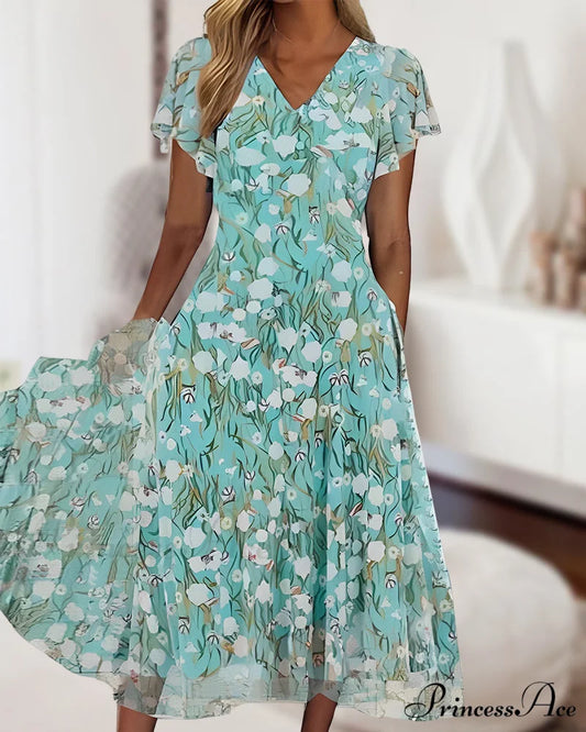 Fitted short-sleeved dress with floral print