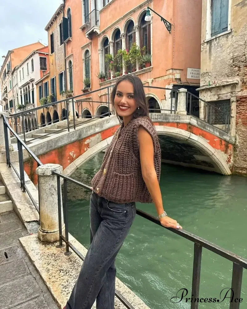 Flexible Rough Needle Knitted Sleeveless Sweater cardigans-241228