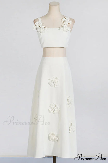 Floral Appliqu鑼?Crop Charming Top & Skirt Set S / White
