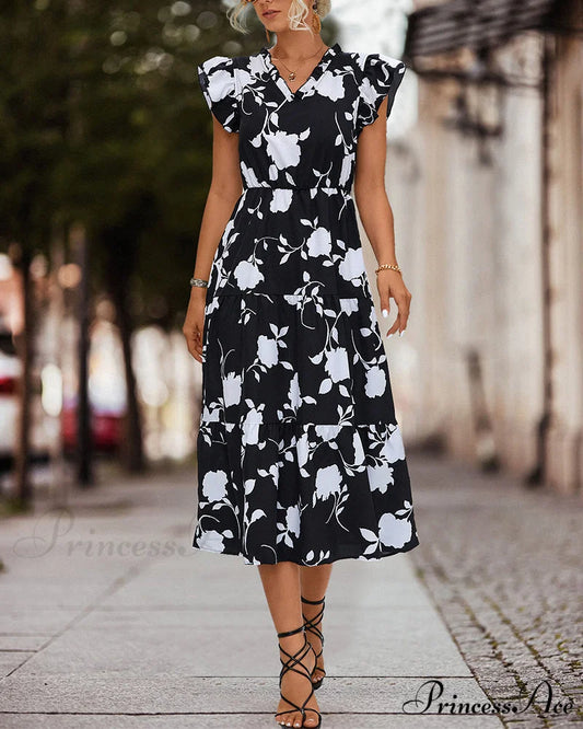 Floral dress with ruffled sleeves Black / S