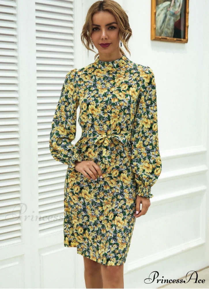Floral Lace A-Line Skirt with Stand-Up Collar and Lantern Sleeves L / yellow