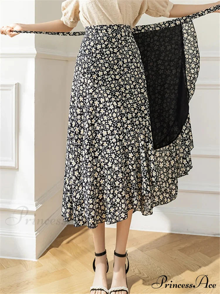 Floral Pattern A-Line Bohemian Retro Skirt Summer Spring Black apricot flower / One Size skirt-250126