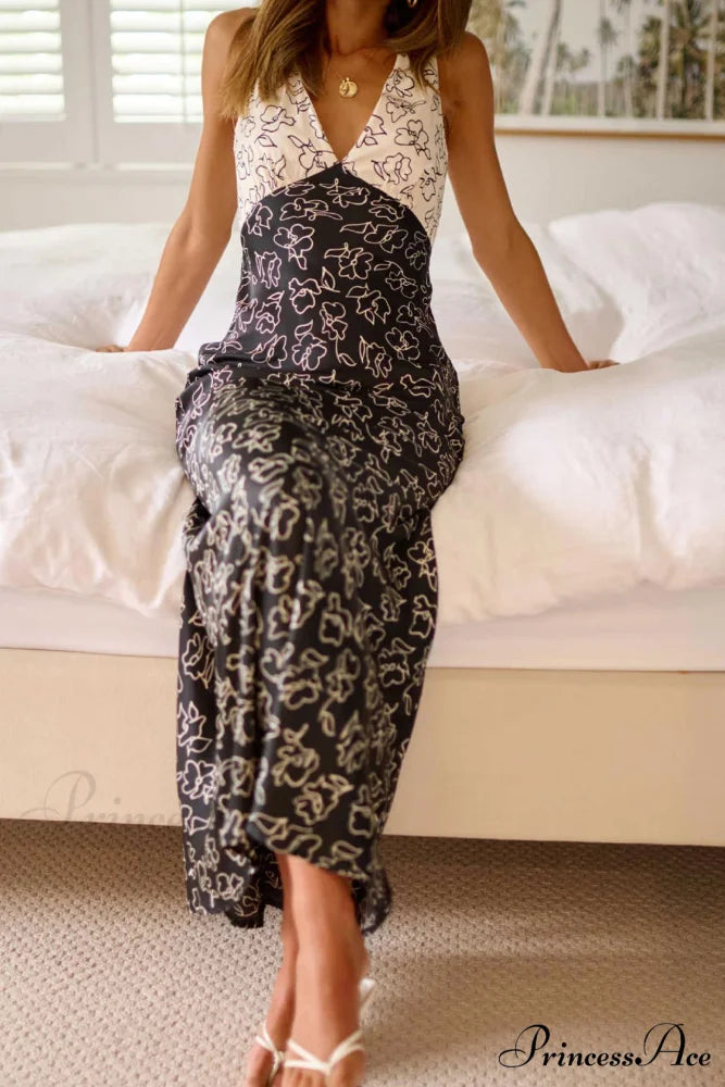 Floral Print V Neck Dress with Contrast Detail and Tie-back Black / L