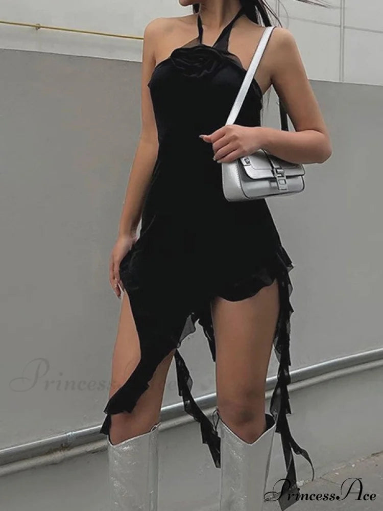 Flower Detail Graceful Smocked Bandeau Top