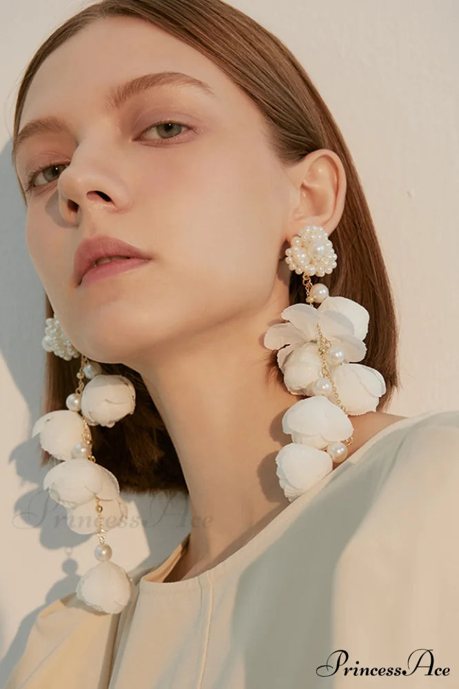 Flower Elegant Drop Earrings Ivory