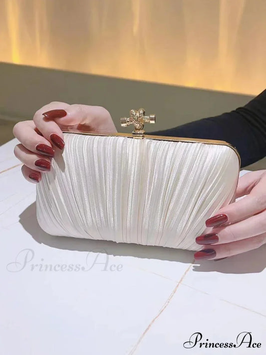 Folded Nighttime Clutch Feast Chain Bag clutchbag-250126