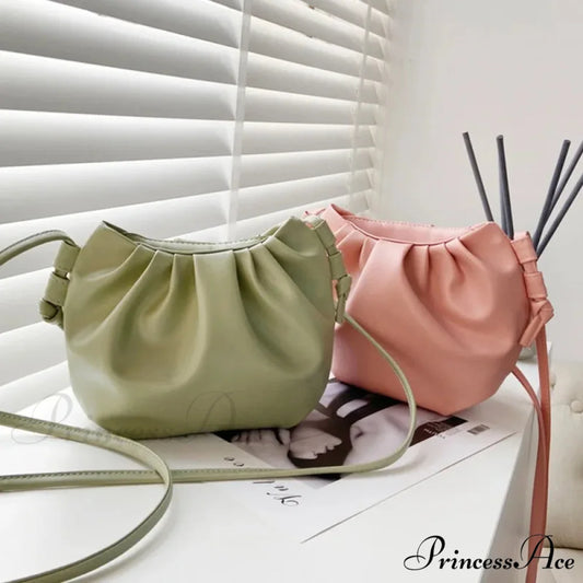Folded Small Zipper Cloud Crossbody Bag crossbody-250126