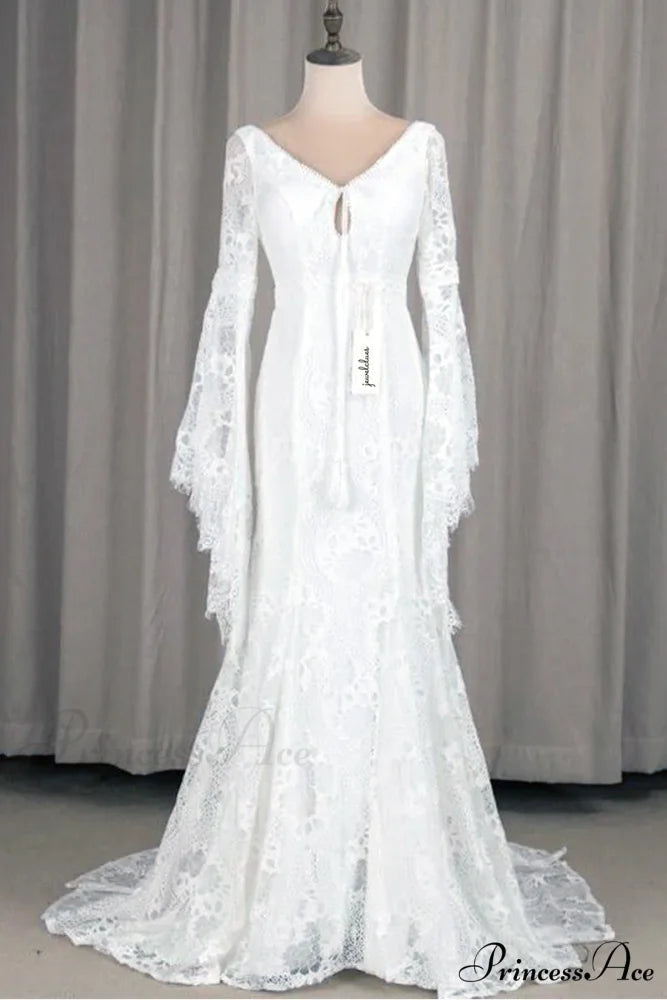 Forever Romantic Bohemian Trendy Lace Wedding Dress