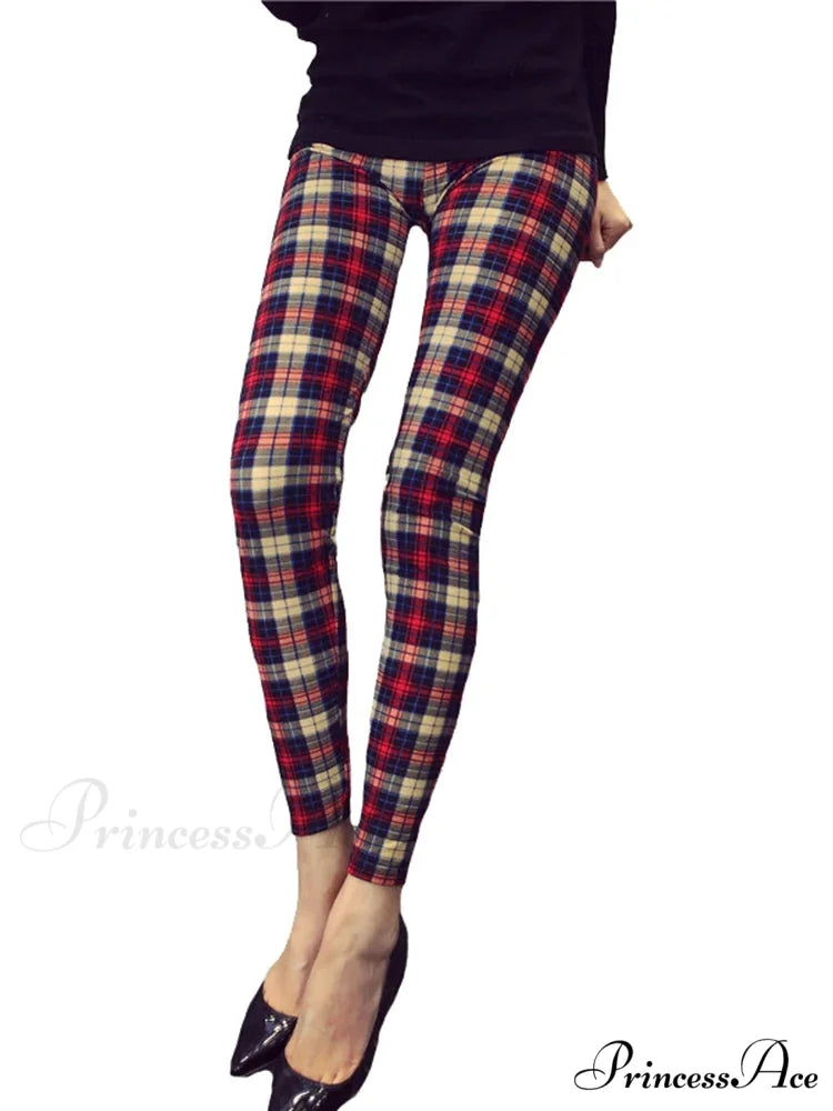 Graffiti Floral Patterned Print Elastic Design Leggings