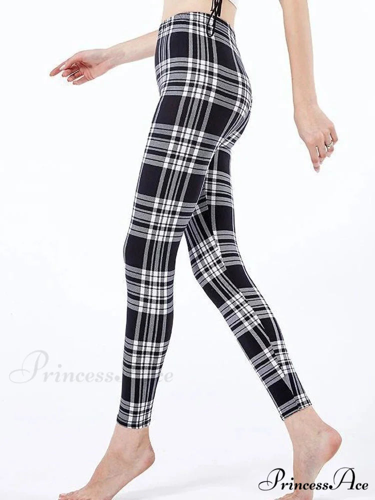 Graffiti Floral Patterned Print Elastic Design Leggings WHITE / S