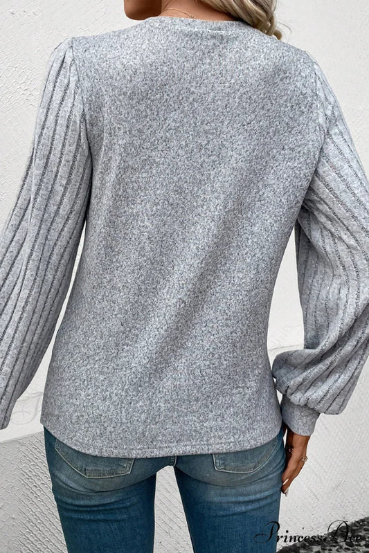 Gray Ribbed Bishop Arm Top with Contrast