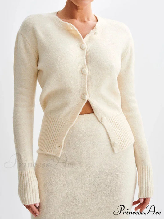 Grooved Lengthy Sleeve Button Cardigan Ivory / S cardigans-241228