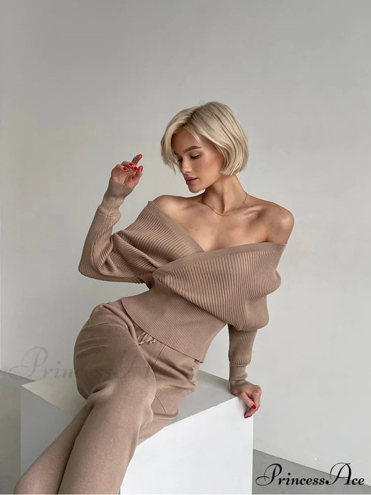 HALA Elegant KNITTED SET