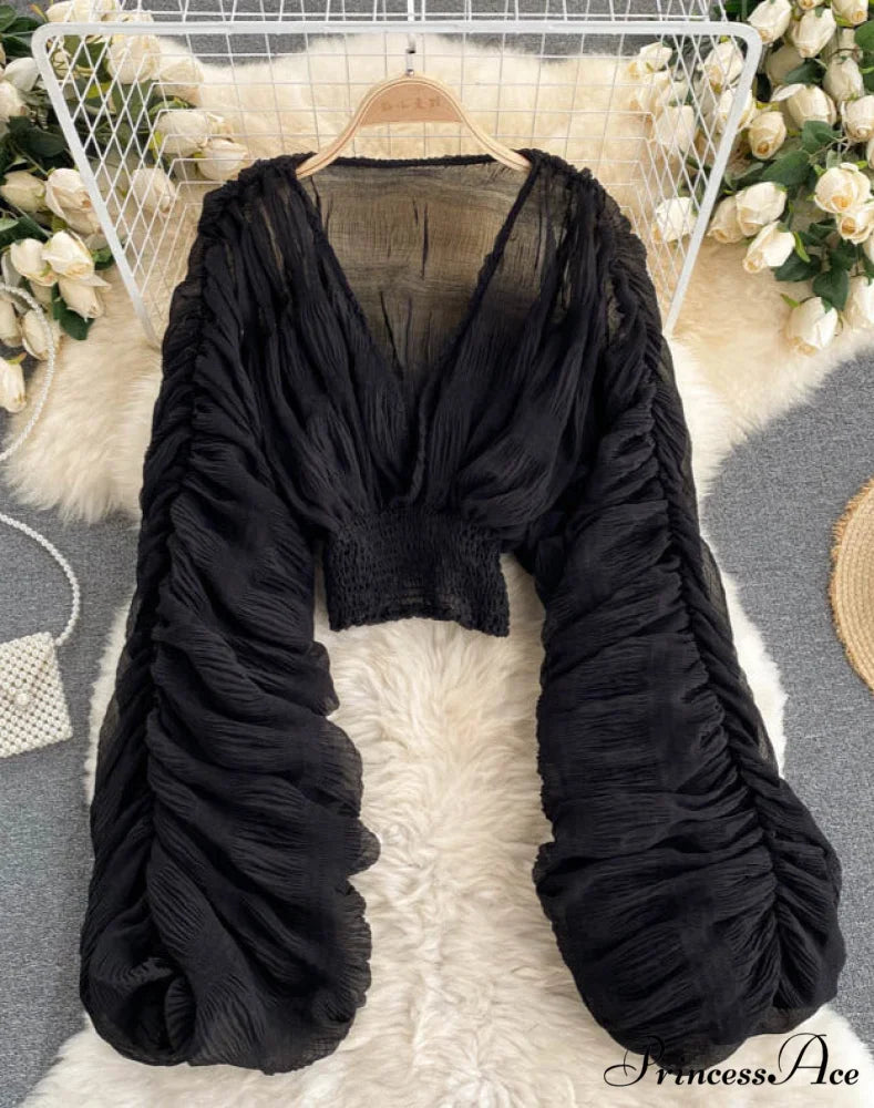 Heather Blouse Black / One Size