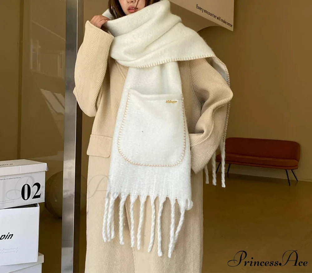 High-end Cashmere Monochrome Pocket Scarf scarf-241228