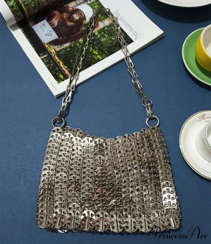High-end Designer Handcrafted Metal Chain Purse Large Silver2 shoulder-250126