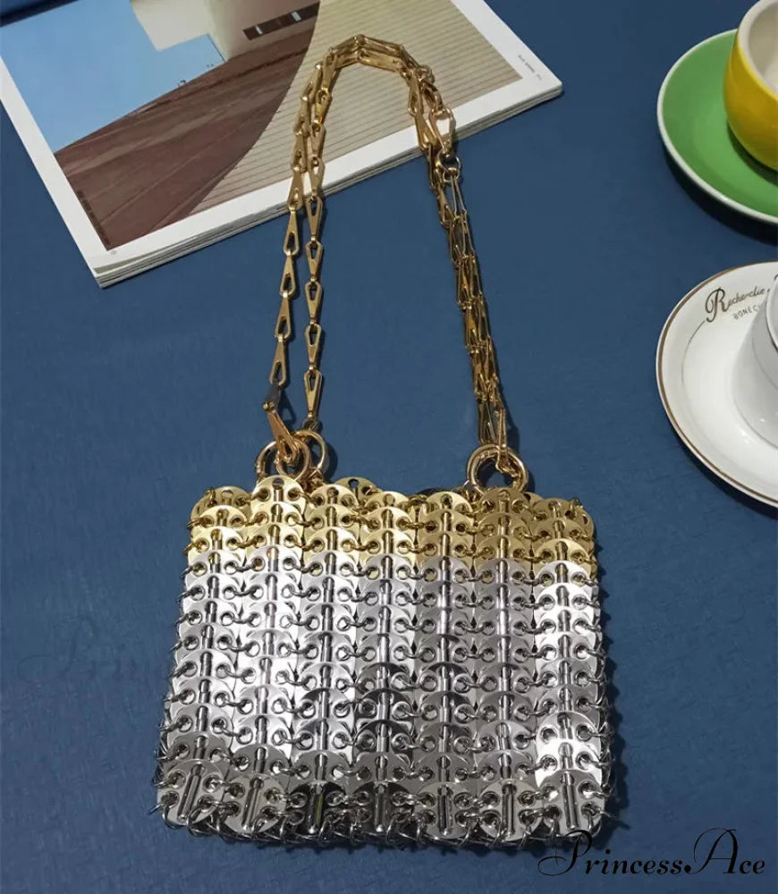 High-end Designer Handcrafted Metal Chain Purse Medium Gold Silver shoulder-250126