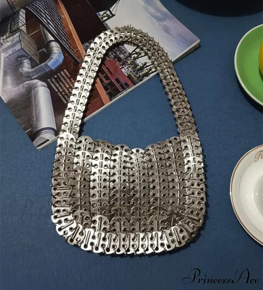 High-end Designer Handcrafted Metal Chain Purse Thick Silver shoulder-250126