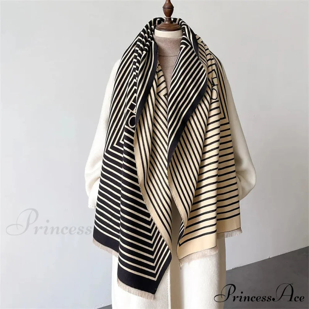 High-end Line Pattern Cashmere Scarf black1 scarf-241228