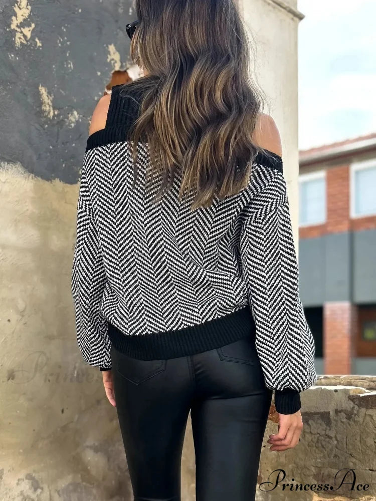 High Neck Empty Out Dark Sweater swraters-241228