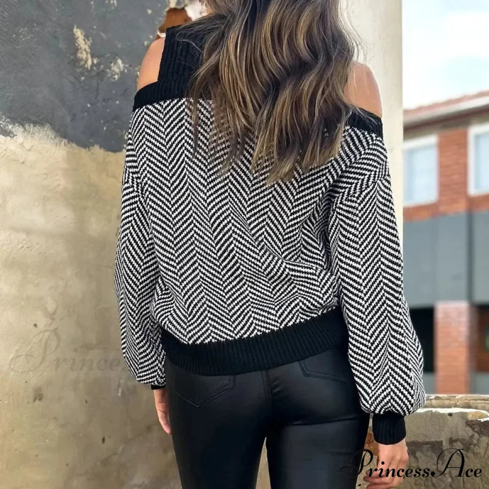 High Neck Empty Out Dark Sweater swraters-241228