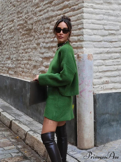 High-necked Extended Sleeve Skirt Pullover swraters-241228