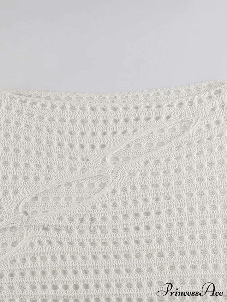 Hollow Out Logo Ribbed Modern Knit Cropped Tank Top