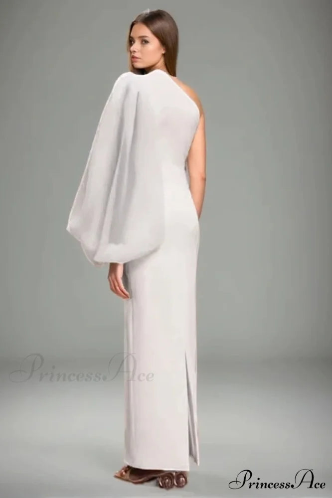 Hudson One Stylish Shoulder Gown