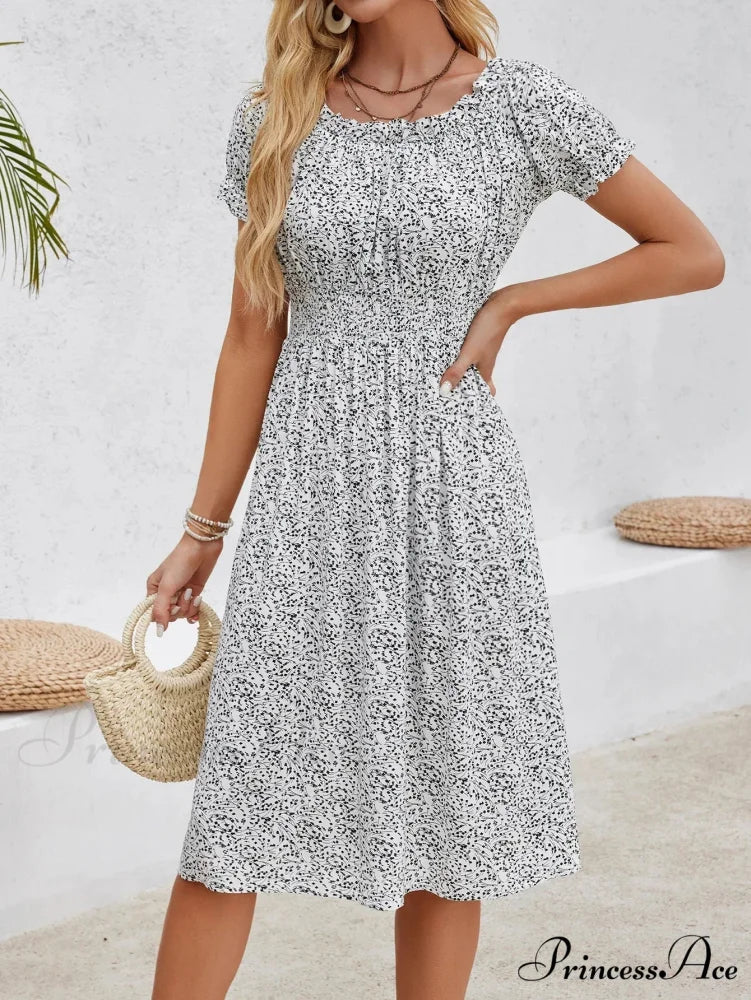 Informal Bohemian Seaside Flower Dress oldfloraldress-250126