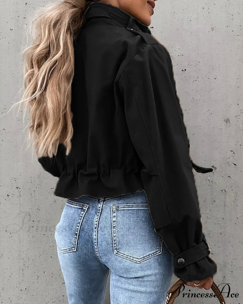 jacket featuring convenient Casual pockets