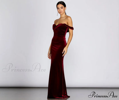 Jenisa Formal Off Charming The Shoulder Dress