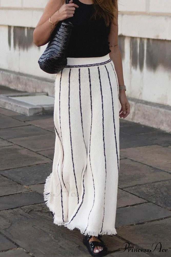 Knit with Fringe Hem Skirt Stripes White / L