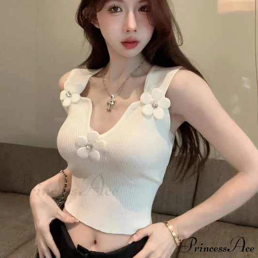 Korean 3D Blossoming Plunging Stretchy Crop Top croptop-250126
