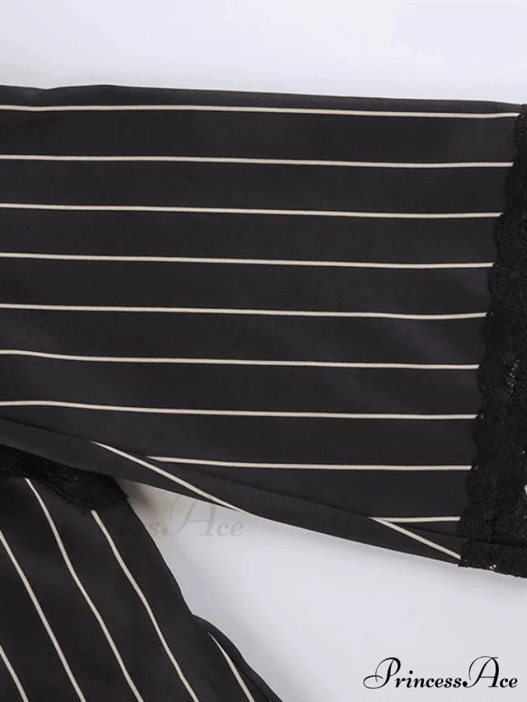 Lace Paneled Long Trendy Sleeve Crop Top