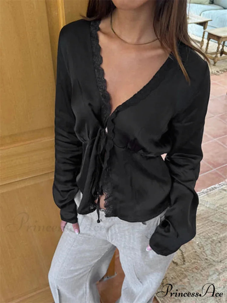 Lace Trim Deep-neck Fasten Blouse blouse-250223