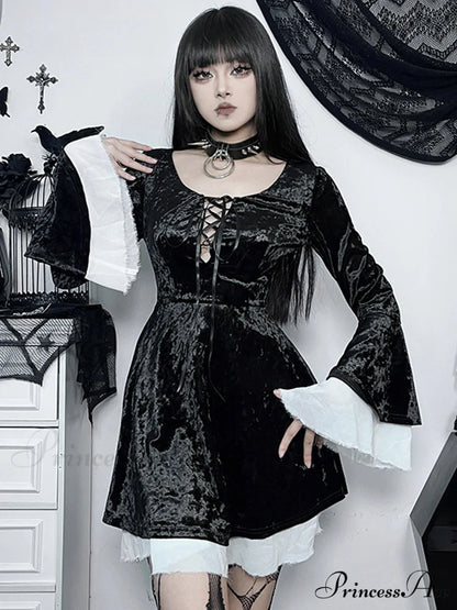 Lace Up Velvet Queen Renaissance Medieval Witch Vintage Cosplay Party Costume Dress