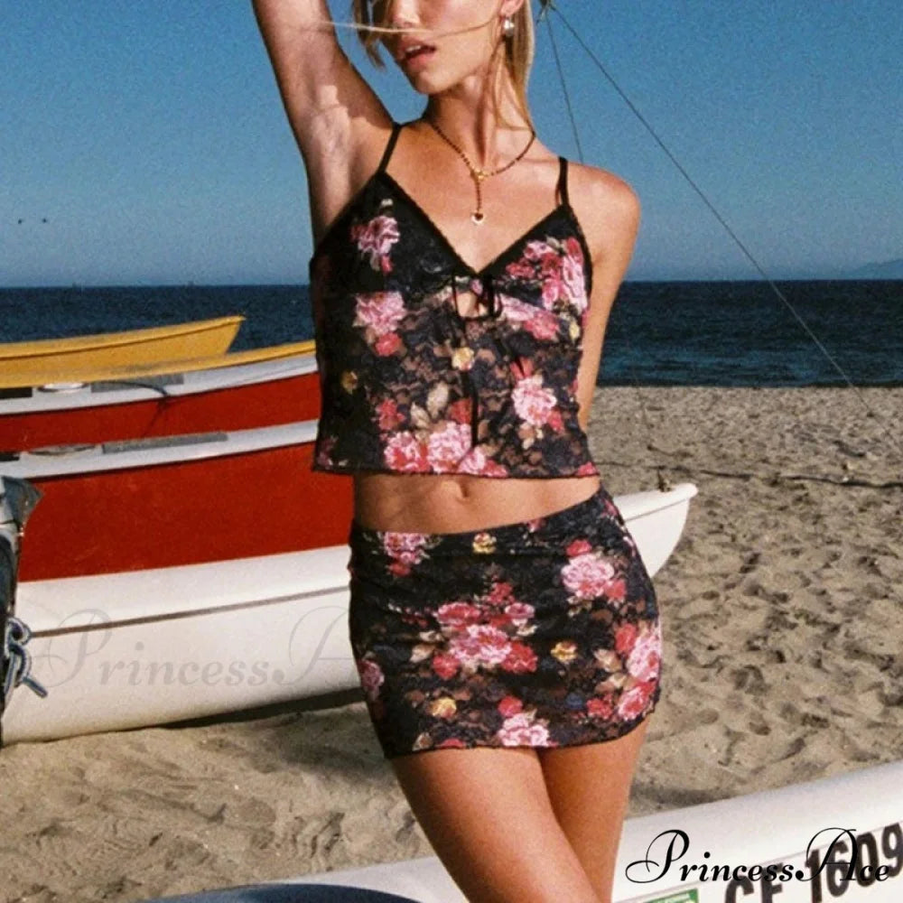 Lacy Flower V Neck Spaghetti Strap Crop Top Mini Pencil Skirt Two Pieces Set twopiecesset-250126