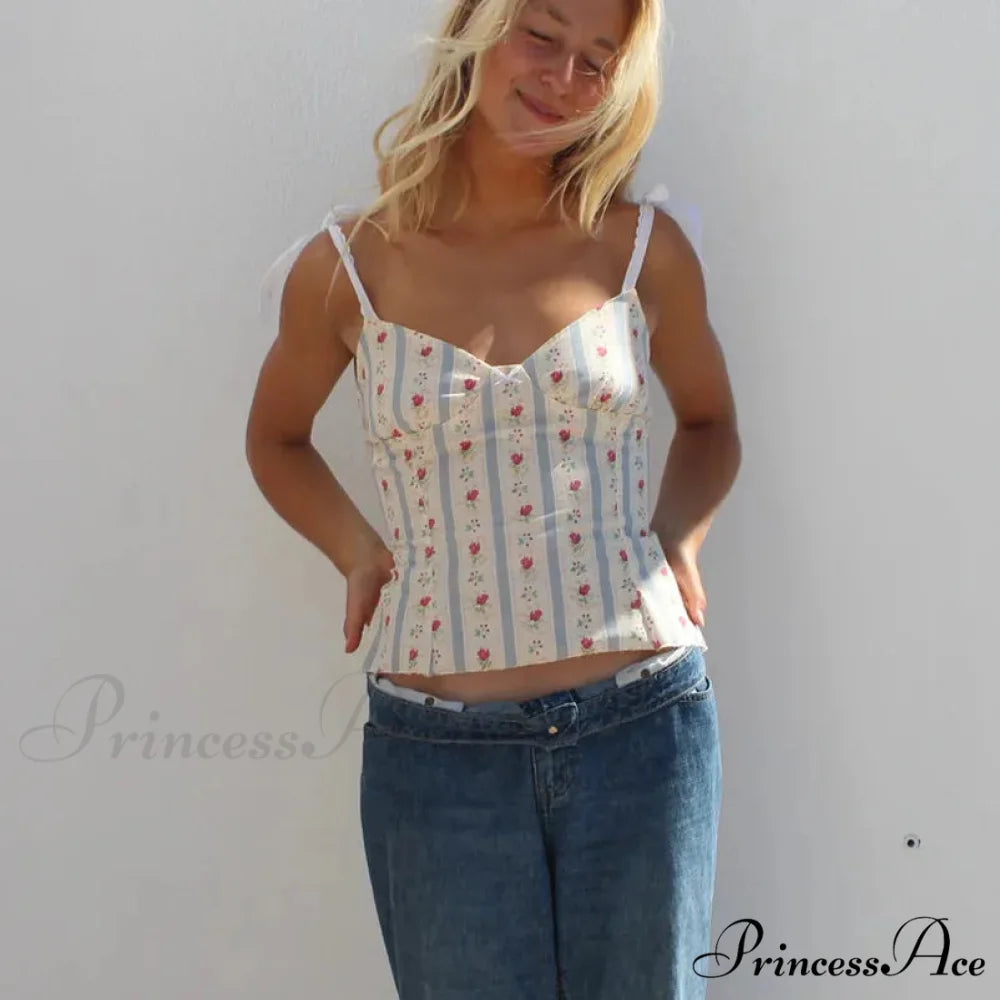 Lacy Flowery Frill Cropped Blouse croptop-250223