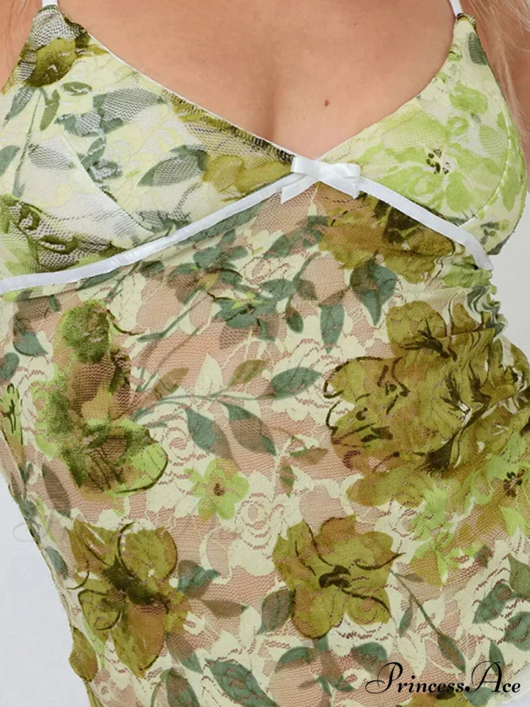 Lacy Flowery Transparent Spaghetti Strap V-neck Harajuku Crop Top Green / S croptop-250126