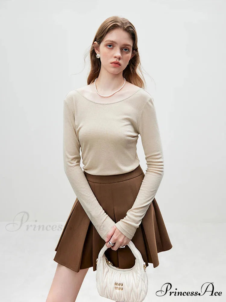 Large U - shaped Neckline Sleek Minimal Fundamental Jumper Khaki / S swraters-241228