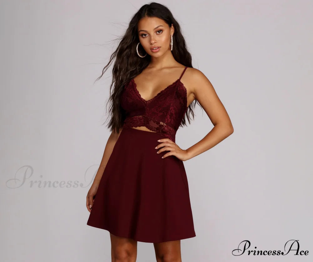 Lavish In Stylish Lace Skater Dress BURGUNDY / XS