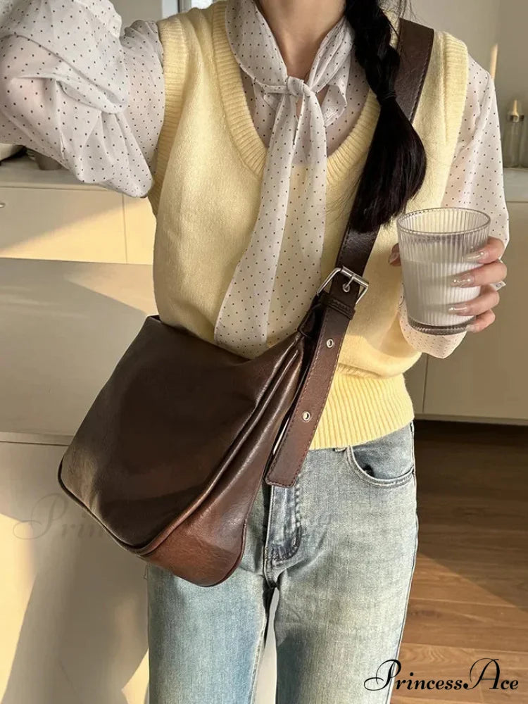 Leather Lavish Messenger Crossbody Bag Coffee-2 / 22x30x10cm crossbody-250126
