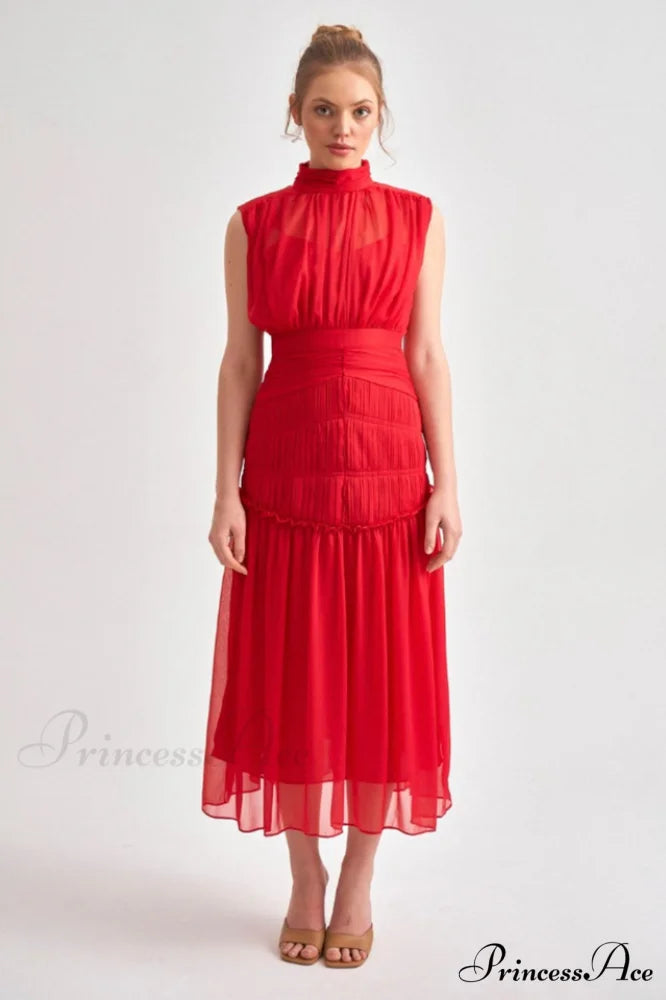 Leilani Elegant Midi Dress S / Scarlett